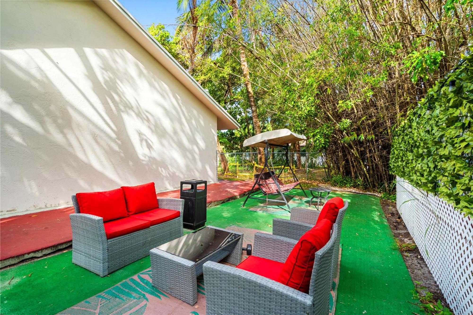A Pousada Crocodhouse Early Check In Eight Years Hosting Fort Lauderdale Exterior foto
