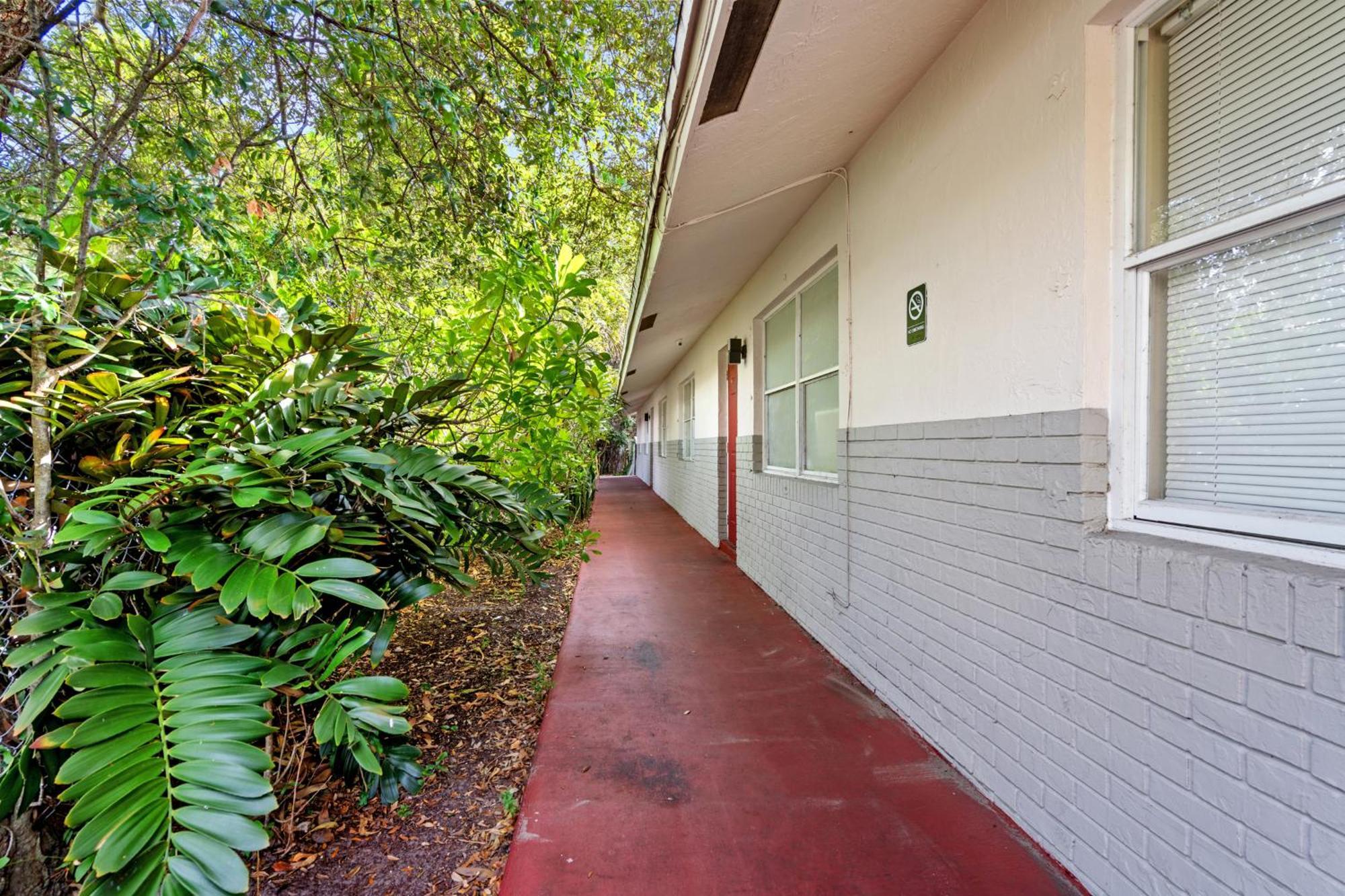 A Pousada Crocodhouse Early Check In Eight Years Hosting Fort Lauderdale Exterior foto